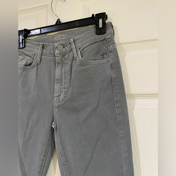 Mother The Weekender Fray Jeans In Lead Gray Light Wash Size 24 Flare Preppy - Picture 4 of 16